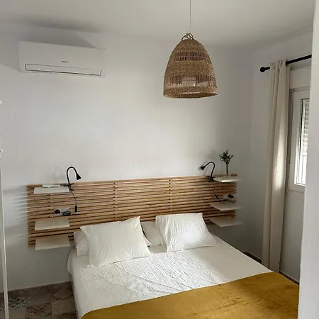 Cocos Sun Guest House Chiclana de la Frontera Exterior photo