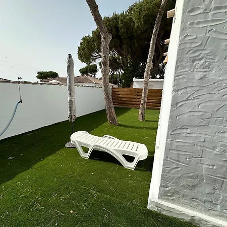 Cocos Sun Guest House Chiclana de la Frontera Exterior photo